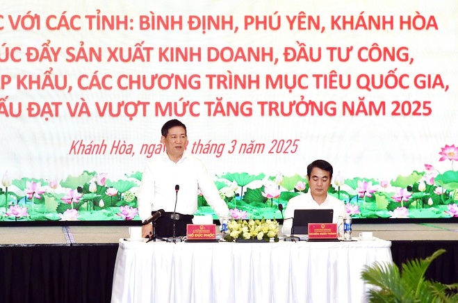 Sớm tháo gỡ khó khăn để thúc đẩy tăng trưởng kinh tế các tỉnh miền Trung