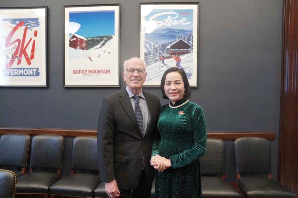 Phó Chủ tịch Quốc hội Nguyễn Thị Thanh làm việc với các Thượng nghị sỹ Hoa Kỳ