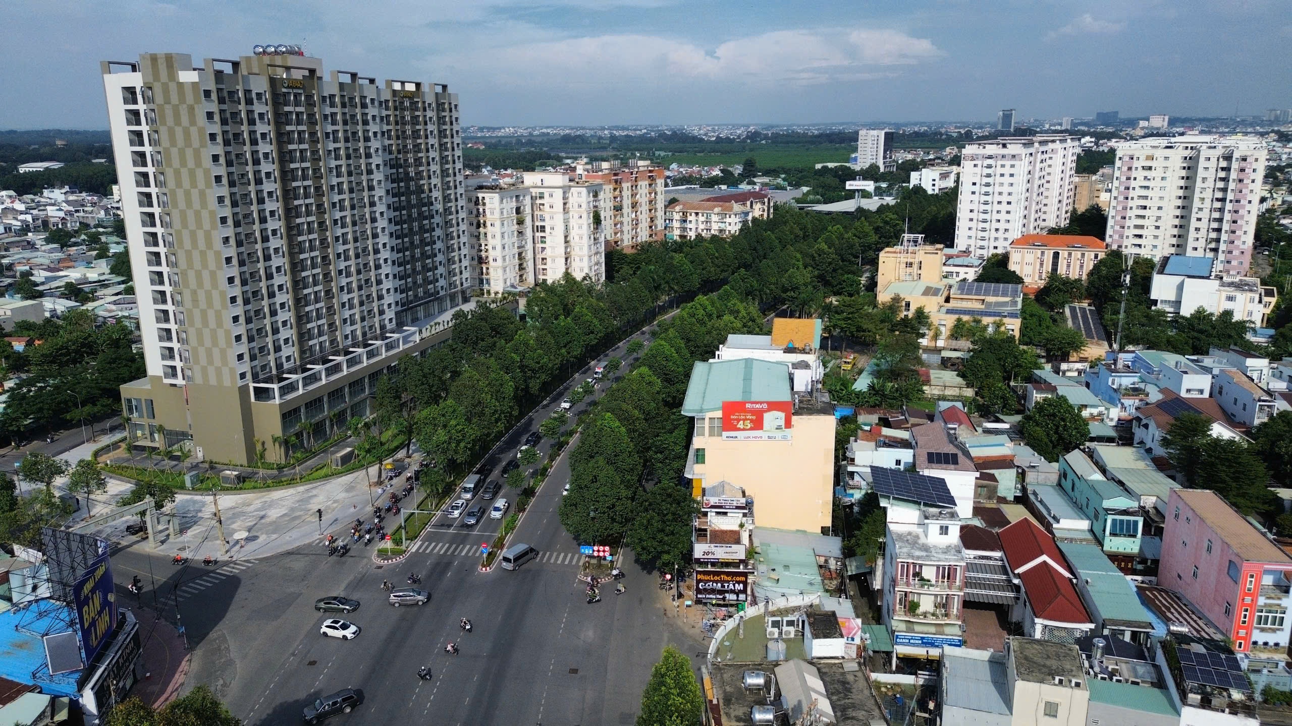 Tính đến thời điểm hiện nay, tỉnh Đồng Nai đang triển khai 13 dự án nhà ở xã hội, quy mô 14.000 căn