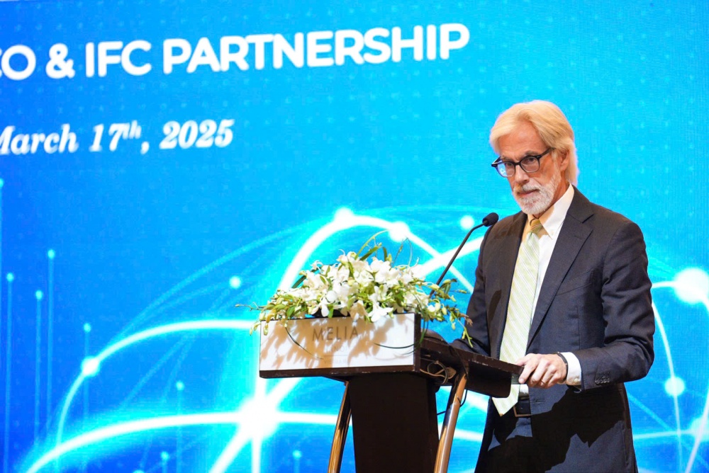 Ông Thomas Jacobs, Giám đốc quốc gia của IFC tại Việt Nam, Campuchia và Lào