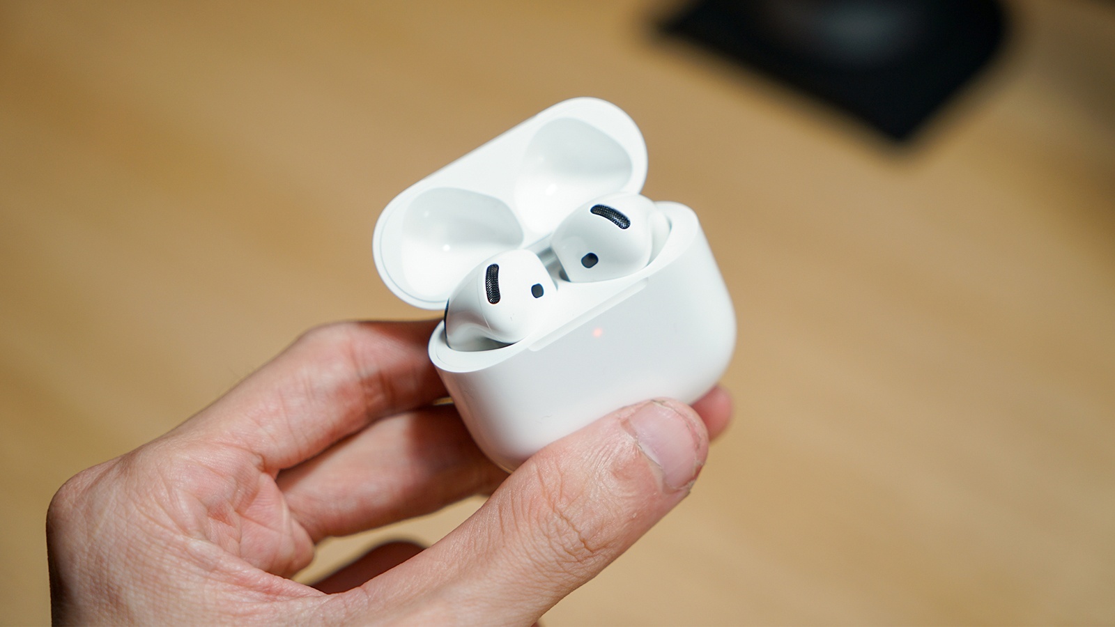 AirPods sắp có tính năng phiên dịch trực tiếp, khả năng ra mắt cuối năm 2025
