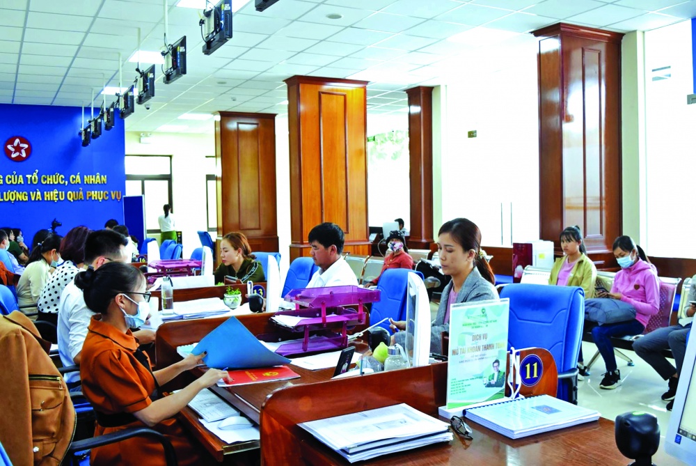 Việc đơn giản hóa thủ tục hành chính sẽ giúp cải thiện môi trường kinh doanh, mở rộng cơ hội hợp tác quốc tế và tạo thuận lợi cho doanh nghiệp phát triển Việc đơn giản hóa thủ tục hành chính sẽ giúp cải thiện môi trường kinh doanh, mở rộng cơ hội hợp tác quốc tế và tạo thuận lợi cho doanh nghiệp phát triển