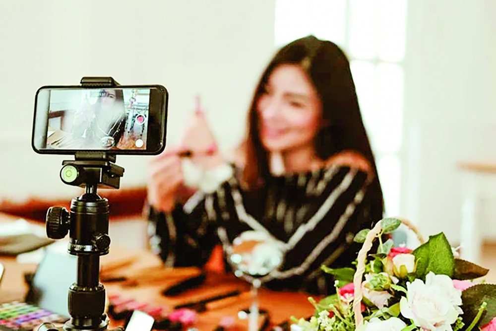 Nâng cao chế tài xử phạt, ngăn ngừa hành vi quảng cáo sai sự thật từ người nổi tiếng