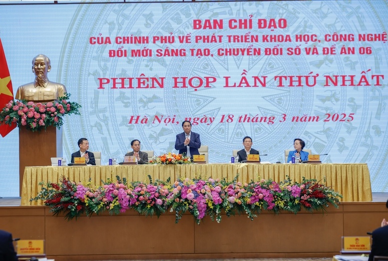 Cắt giảm và đơn giản hóa thủ tục hành chính không có giới hạn, làm càng nhiều càng tốt Cắt giảm và đơn giản hóa thủ tục hành chính không có giới hạn, làm càng nhiều càng tốt