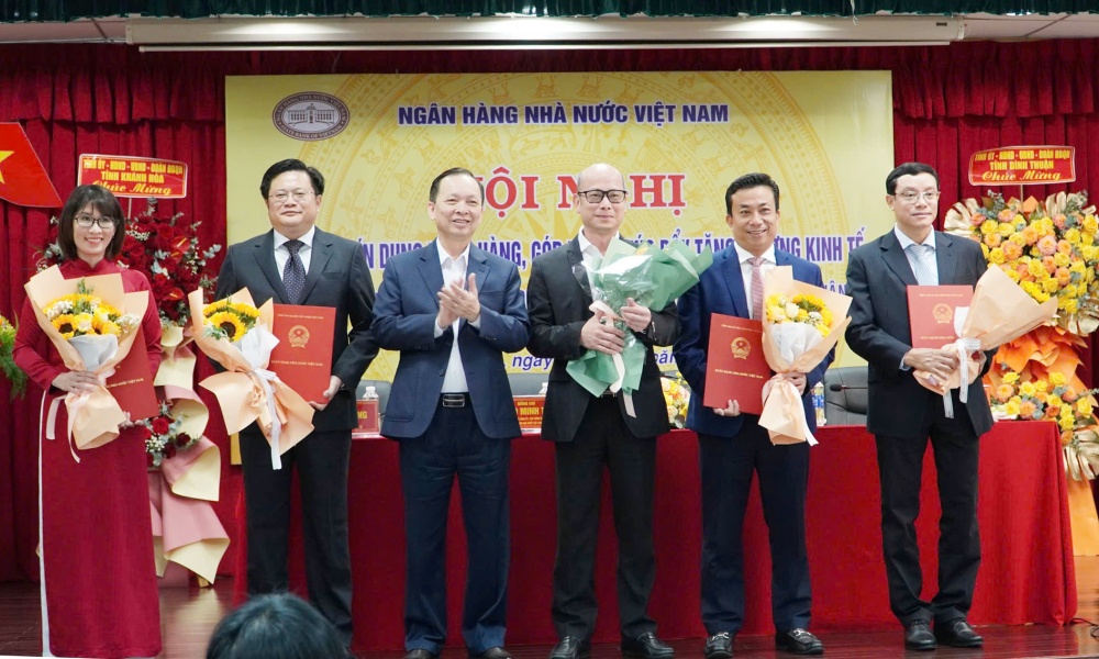 Công bố Quyết định thành lập NHNN chi nhánh Khu vực 10