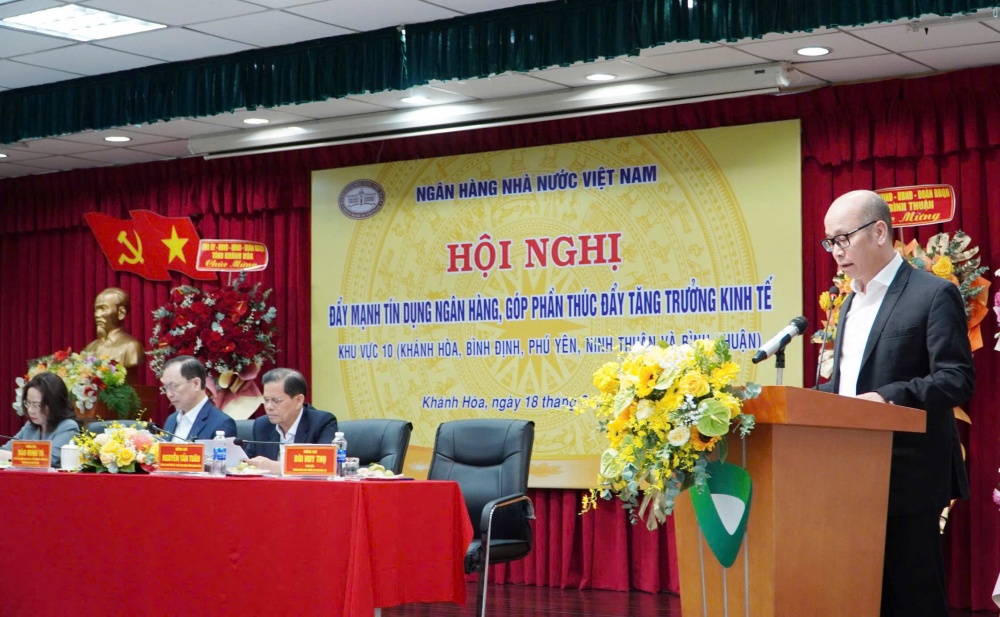 Đẩy mạnh tín dụng ngân hàng để thúc đẩy tăng trưởng kinh tế khu vực 10