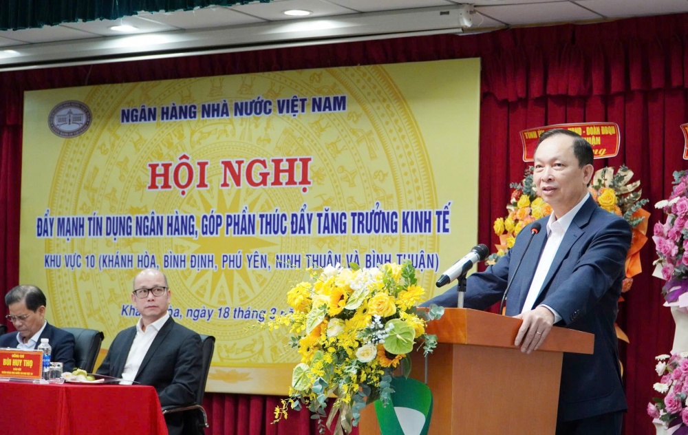 Đẩy mạnh tín dụng ngân hàng để thúc đẩy tăng trưởng kinh tế khu vực 10