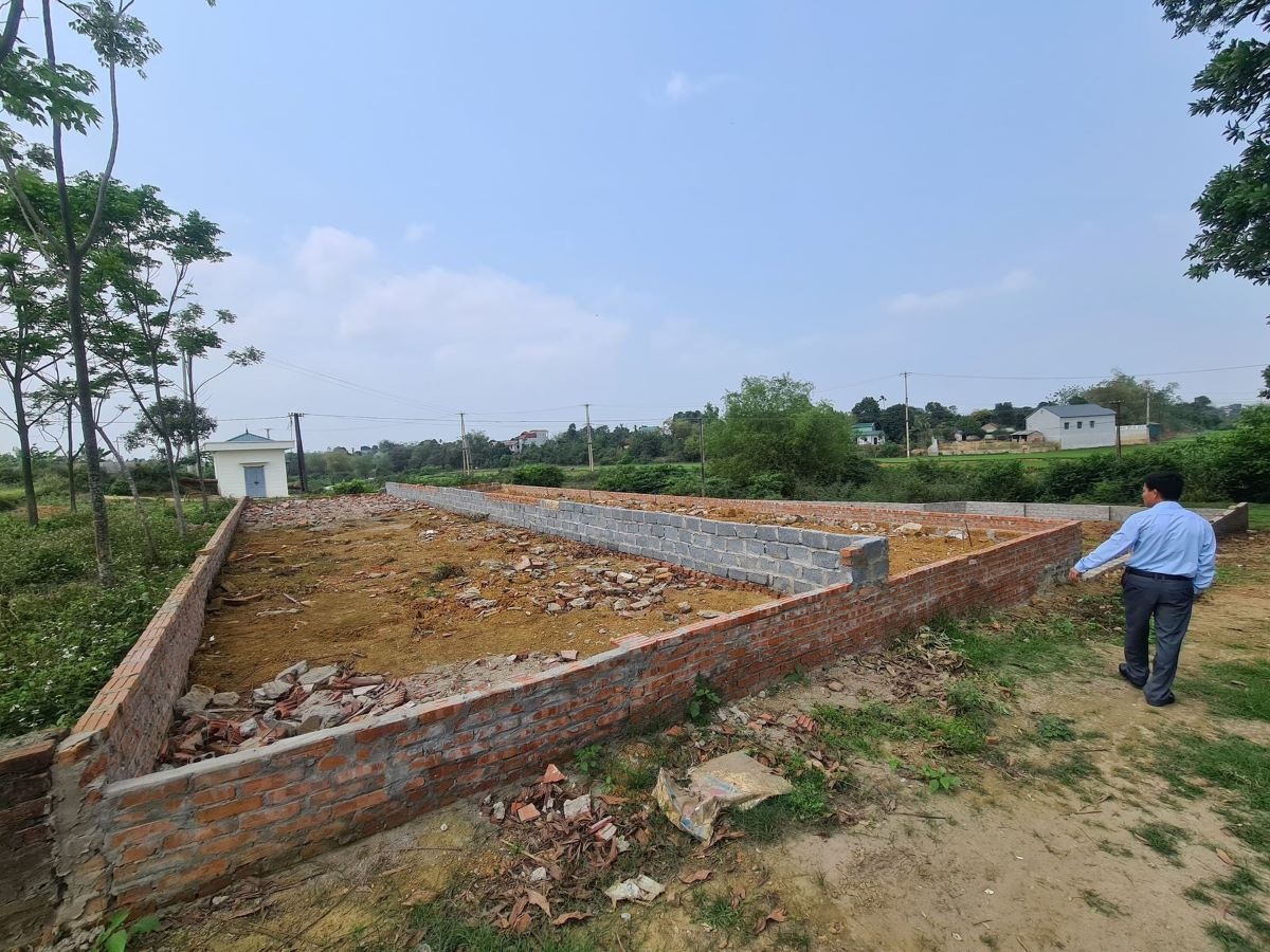 Nhà đầu tư bất động sản cần hết sức cẩn trọng trước cơn sốt ảo Nhà đầu tư bất động sản cần hết sức cẩn trọng trước cơn sốt ảo