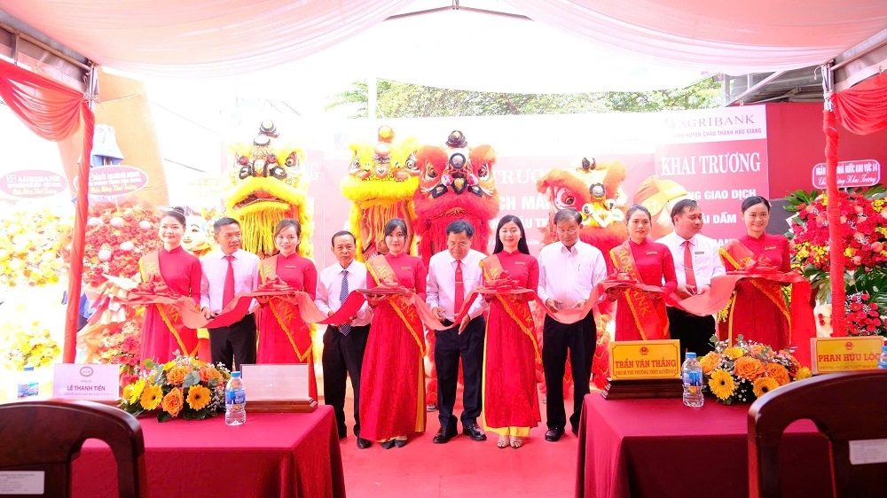 Nghi thức lễ khai trương Agribank thị trấn Mái Dầm Nghi thức lễ khai trương Agribank thị trấn Mái Dầm