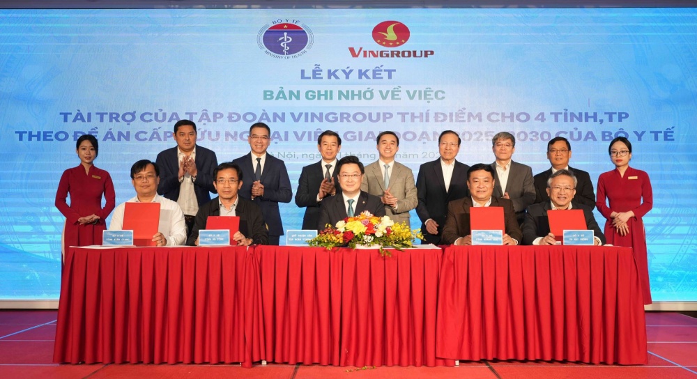 Vingroup tài trợ 1.000 tỷ đồng cho Đề án cấp cứu ngoại viện quốc gia Vingroup tài trợ 1.000 tỷ đồng cho Đề án cấp cứu ngoại viện quốc gia