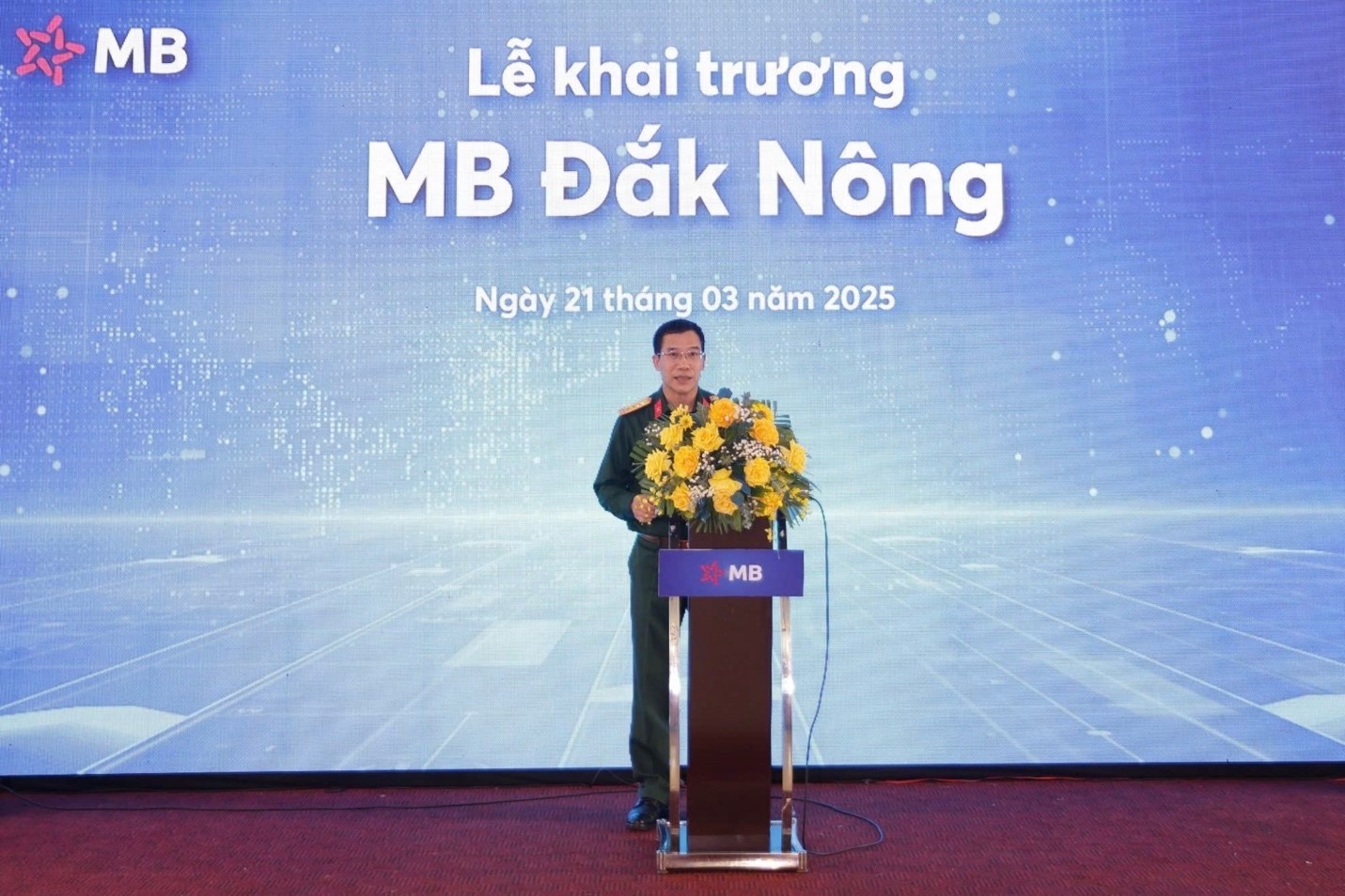 Ông Lưu Trung Thái, Chủ tịch HĐQT MB phát biểu tại lễ khai trương Ông Lưu Trung Thái, Chủ tịch HĐQT MB phát biểu tại lễ khai trương