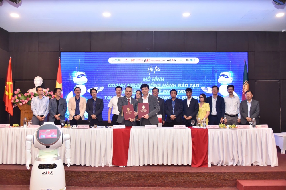 Doanh nghiệp đồng hành đào tạo sinh viên kinh tế phát triển