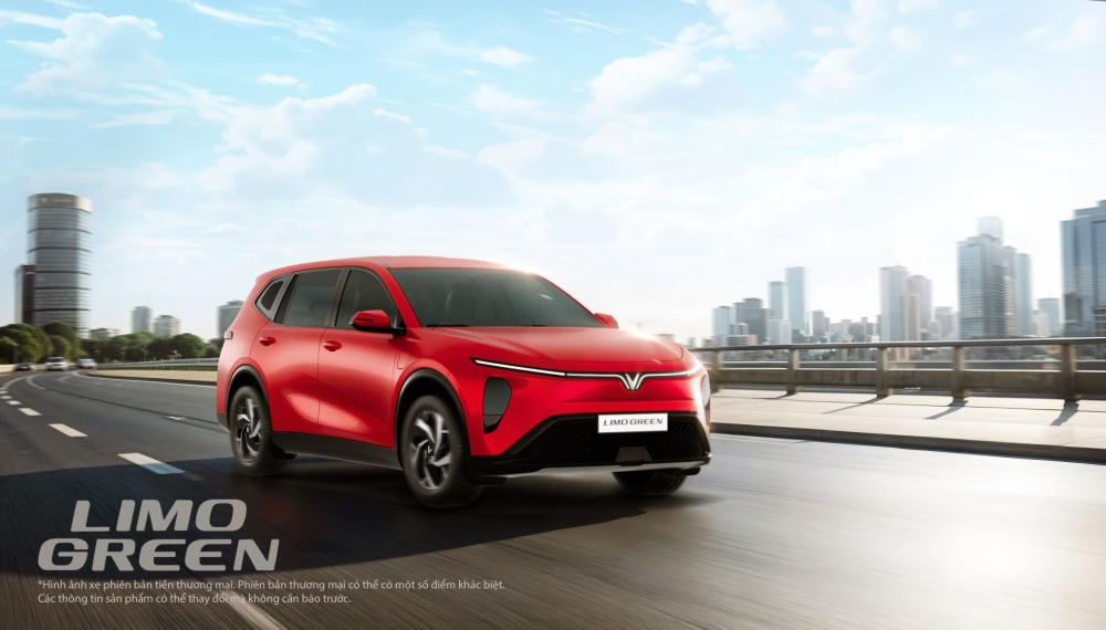 Tài xế kể chuyện “lách khe cửa hẹp” chốt VinFast Green trong giờ vàng cuối