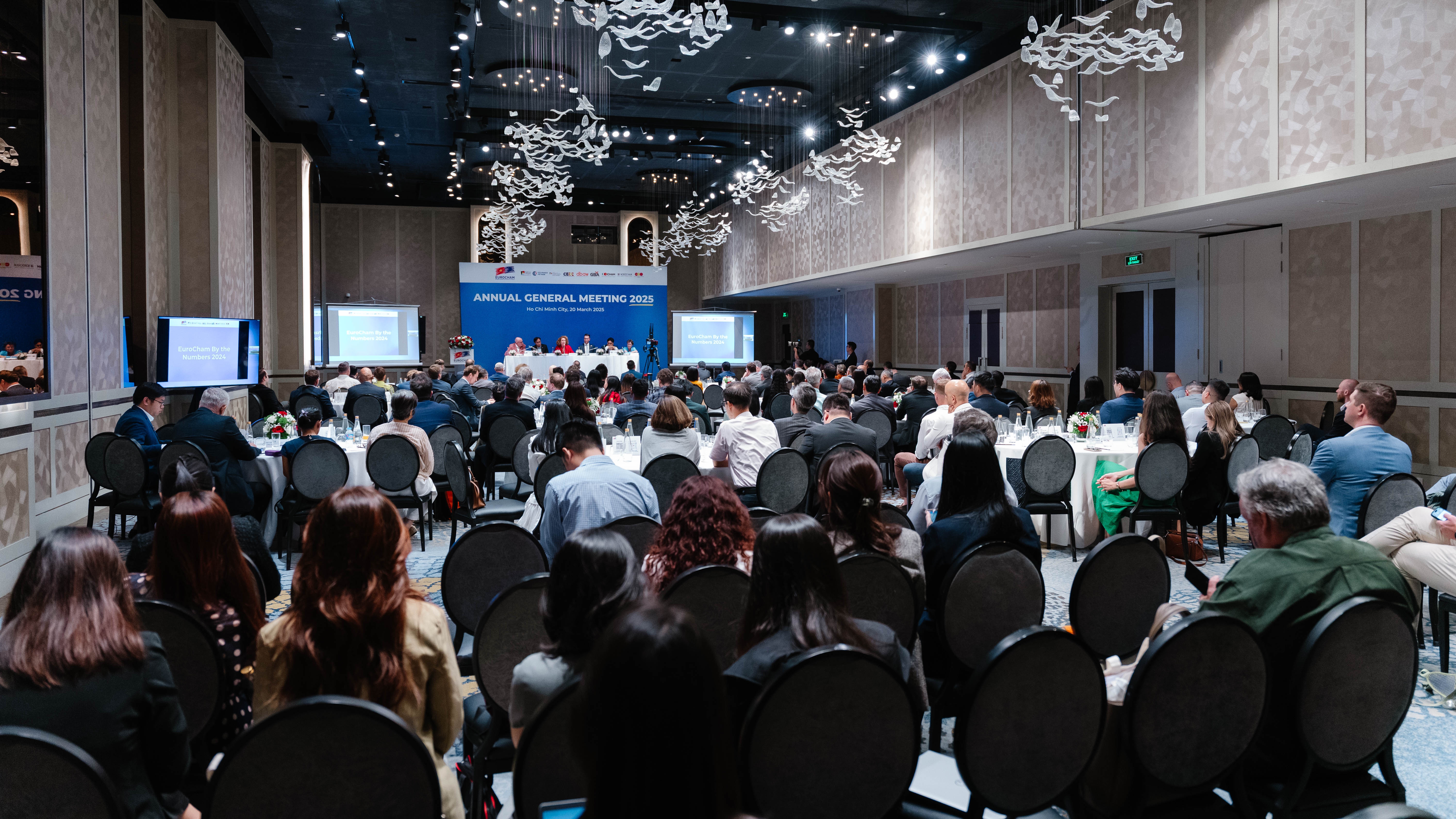 EuroCham công bố Ban Lãnh đạo mới, định hướng chiến lược cho năm 2025 EuroCham công bố Ban Lãnh đạo mới, định hướng chiến lược cho năm 2025