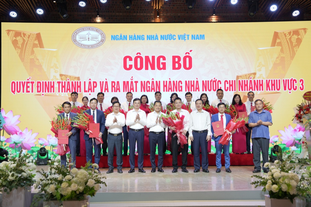 Công bố Quyết định thành lập và ra mắt NHNN Khu vực 3