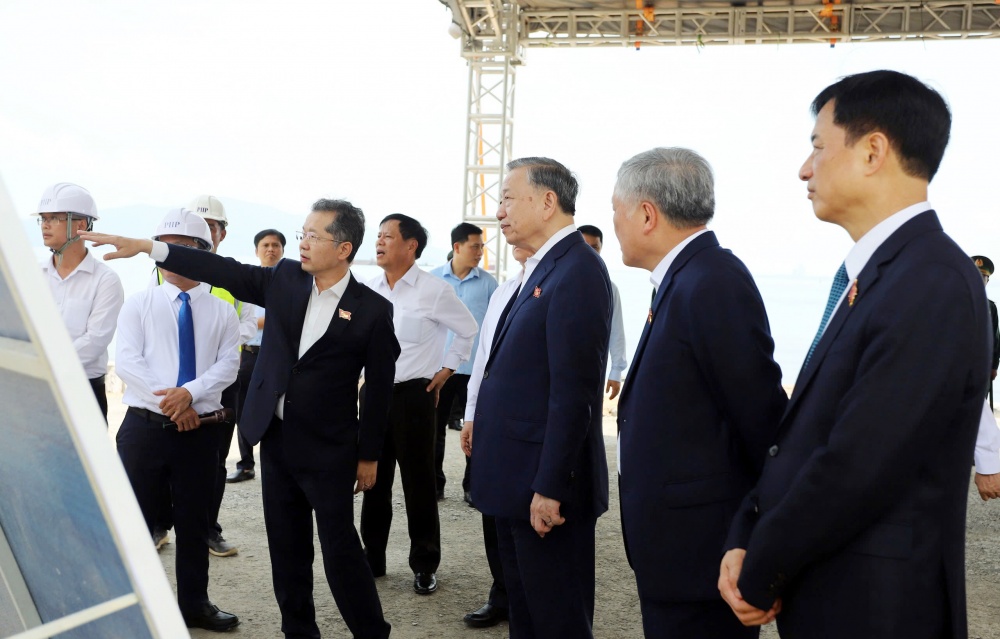 Tổng Bí thư Tô Lâm: Khoa học công nghệ tiên tiến là con đường bắt buộc để đi tắt đón đầu