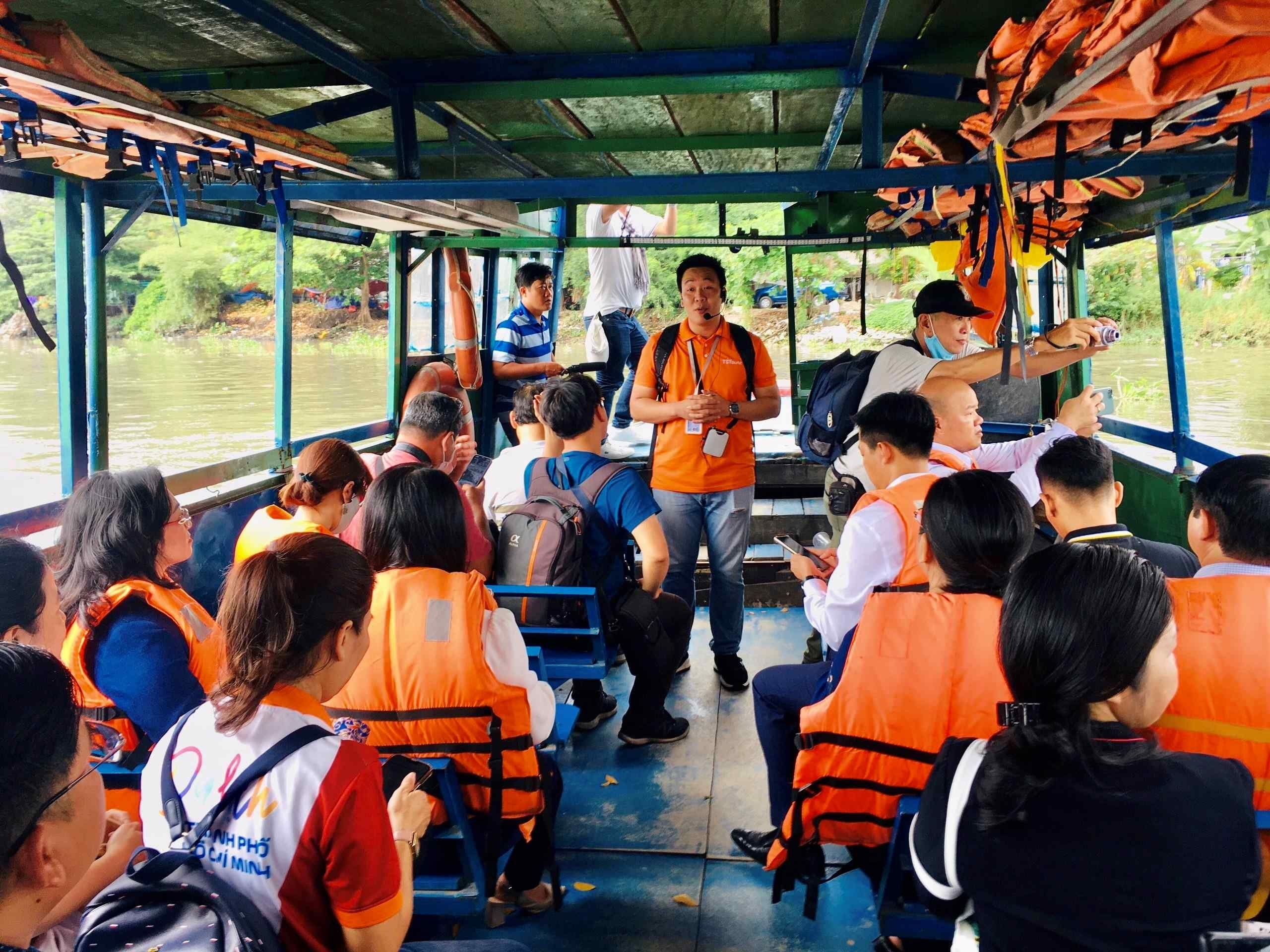Đa dạng tour du lịch cho kỳ nghỉ 30/4 Đa dạng tour du lịch cho kỳ nghỉ 30/4