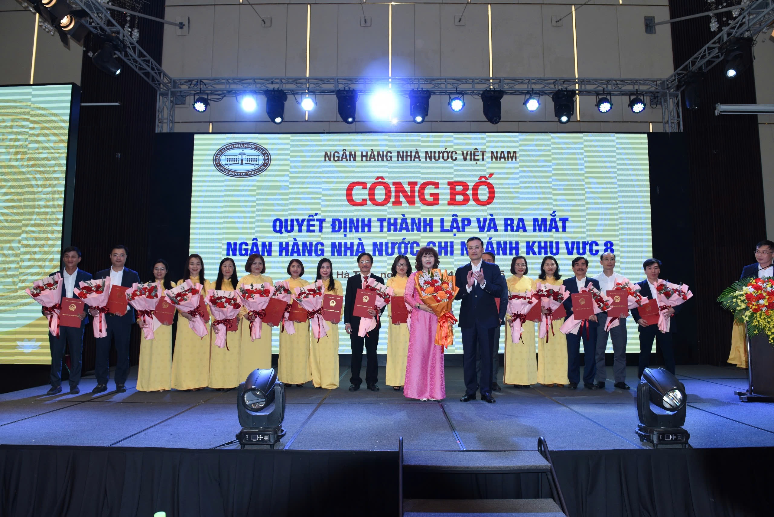 Công bố Quyết định và ra mắt NHNN chi nhánh Khu vực 8