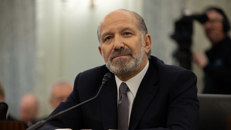 Bộ trưởng Thương mại Mỹ: Thuế quan mới sẽ thúc đẩy các nước xem xét lại chính sách thương mại