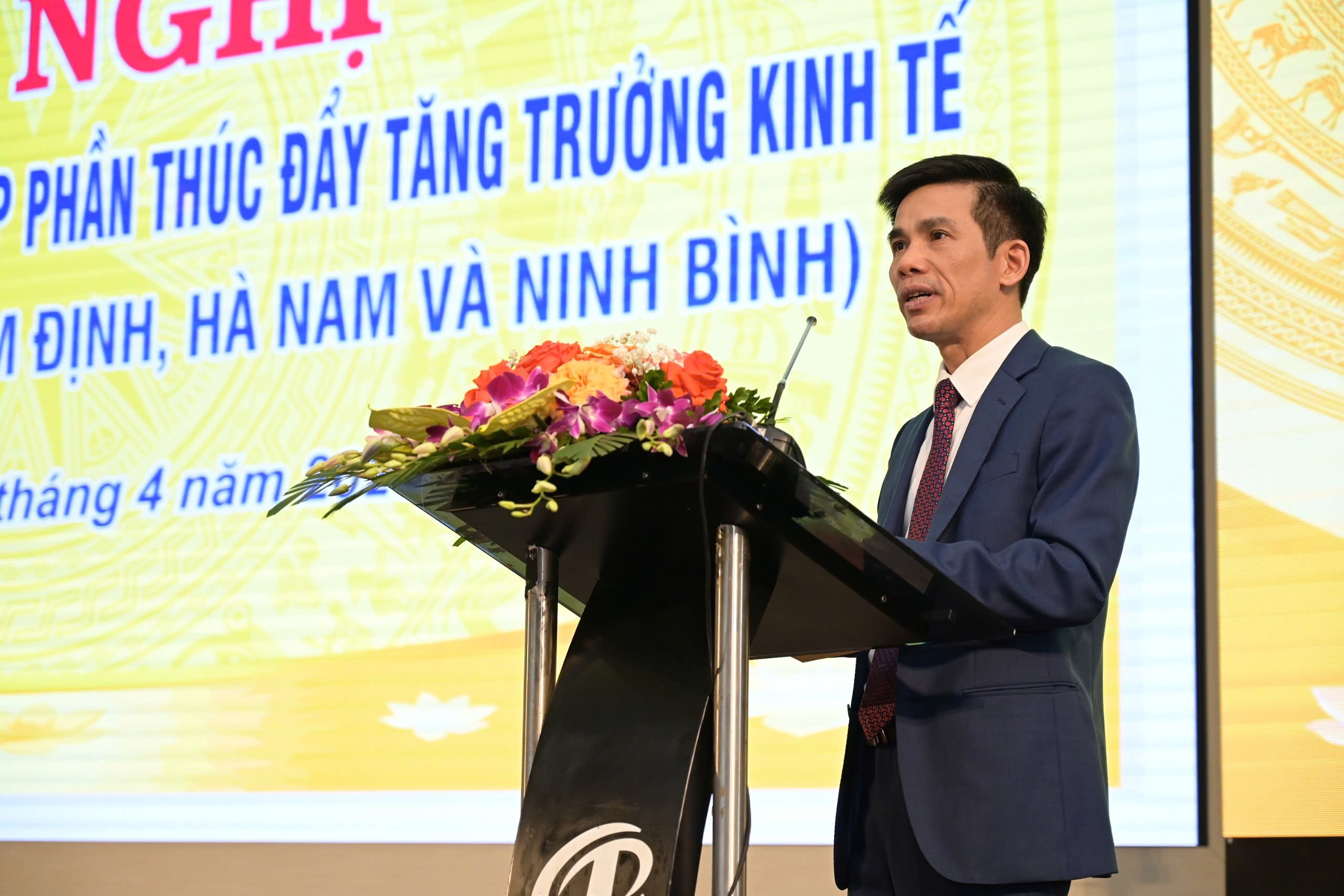 Giám đốc NHNN Khu vực 7 Trần Thế Hùng