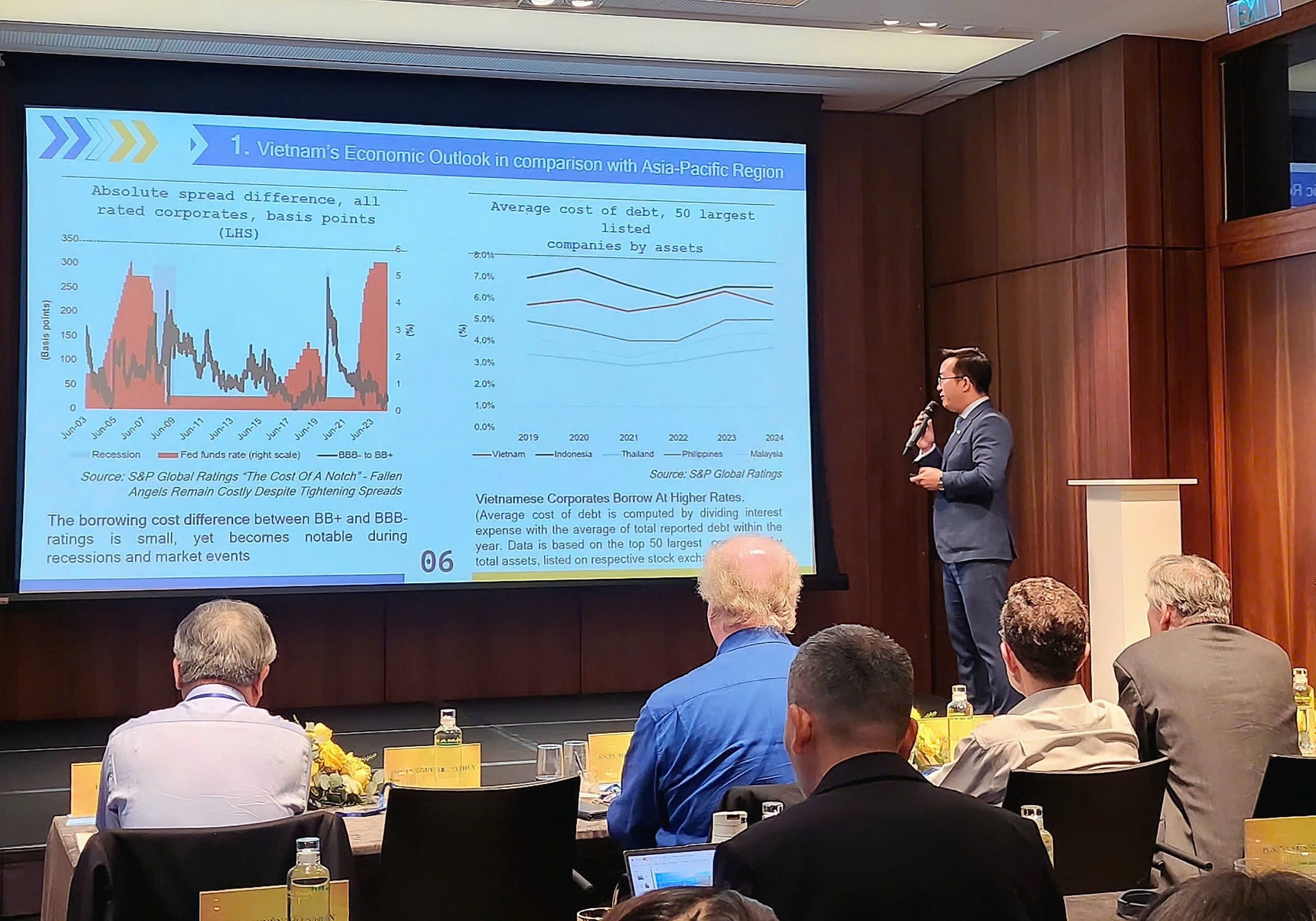 Ông Võ Hoàng Hải – Phó Tổng Giám đốc Nam A Bank chia sẻ tại Diễn đàn 