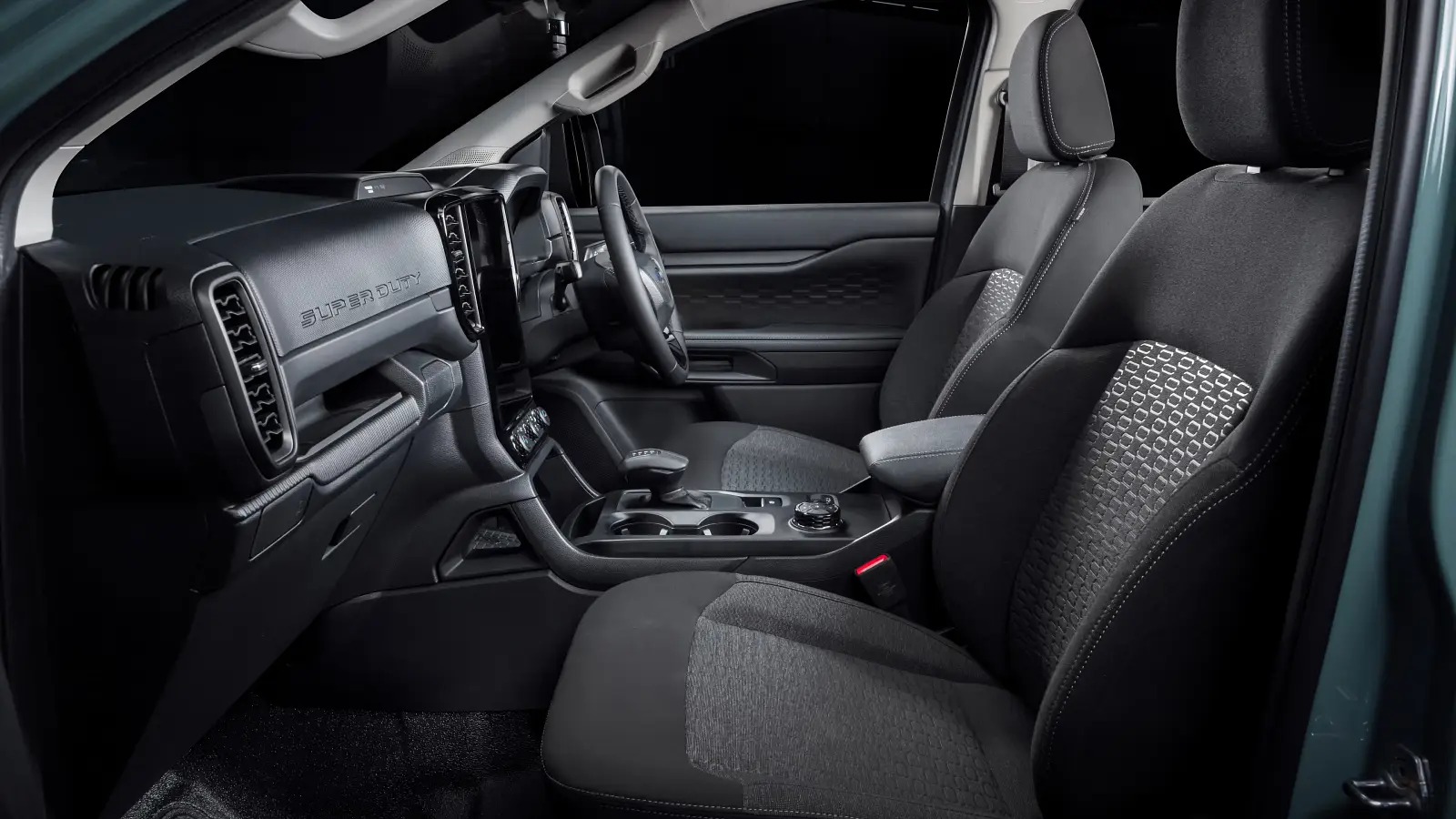 Ford Ranger Super Duty ra mắt: Khung gầm chịu lực khủng, máy dầu mạnh hơn Raptor, về Việt Nam sẽ hợp dân công trình, hay tải nặng- Ảnh 13.