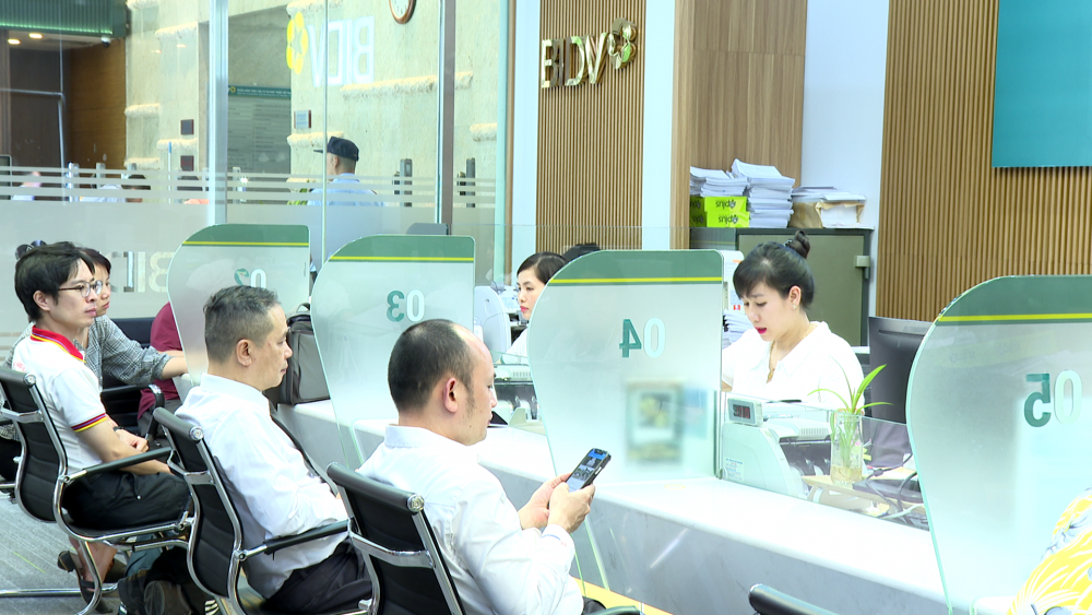 Ngân hàng tích cực hỗ trợ người dân, doanh nghiê tiếp cậận vốn 