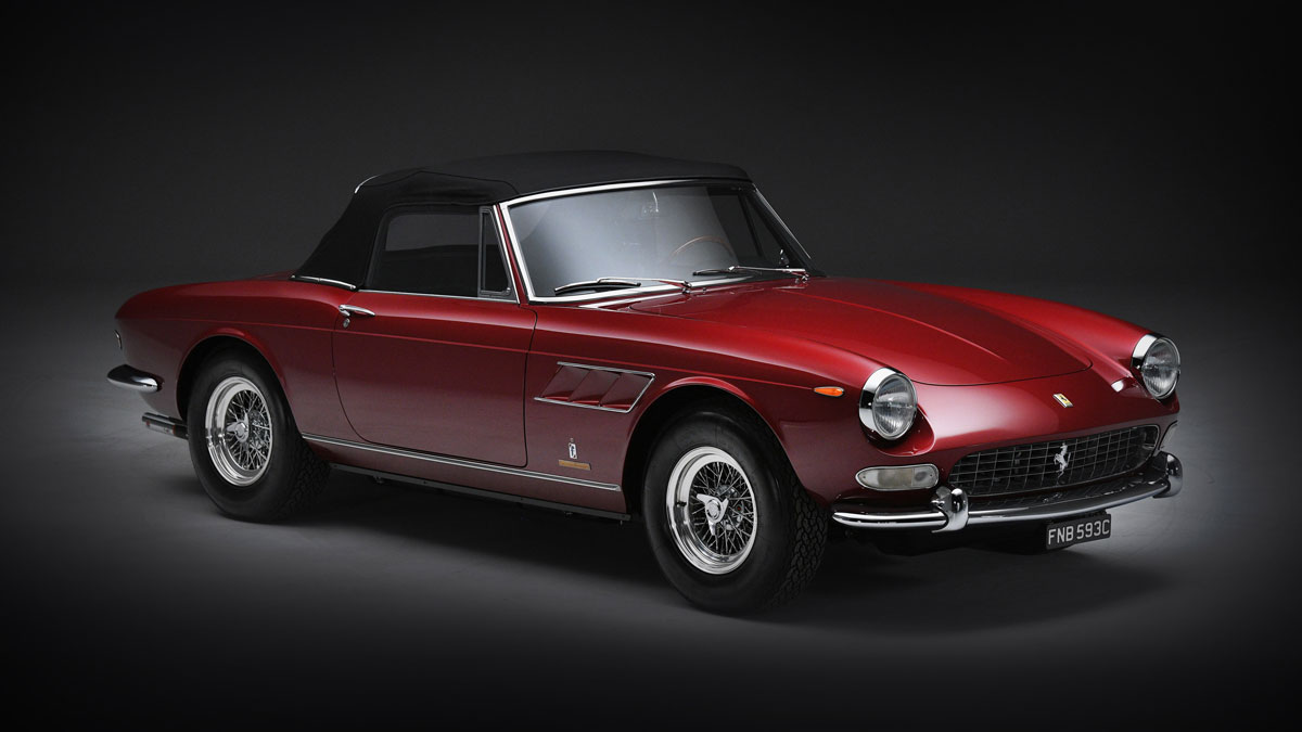 Siêu phẩm Ferrari 275 GTS được định giá gần 2 triệu USD