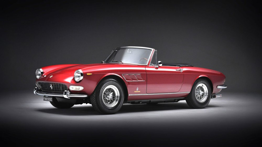 Siêu phẩm Ferrari 275 GTS được định giá gần 2 triệu USD