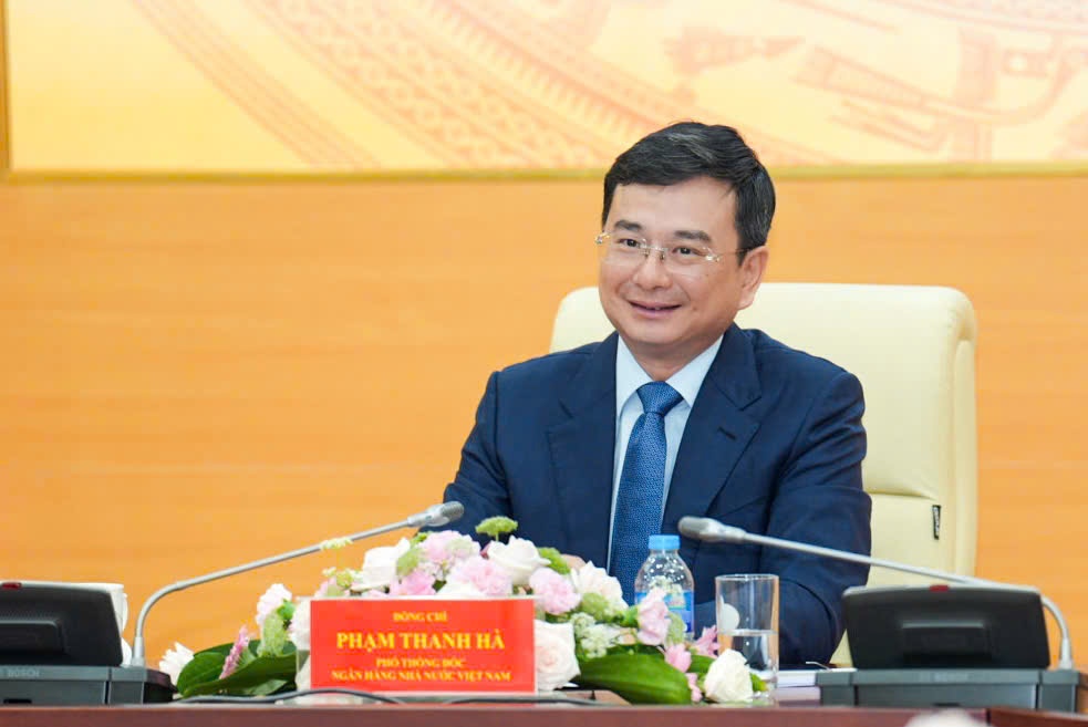 Xây dựng hệ thống cơ sở dữ liệu dùng chung ngành Ngân hàng hiện đại, đồng bộ Xây dựng hệ thống cơ sở dữ liệu dùng chung ngành Ngân hàng hiện đại, đồng bộ