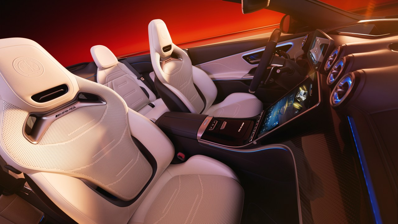 Mercedes-AMG CLE 53 Manufaktur Edition: Phiên bản đặc biệt dành cho tín đồ tốc độ