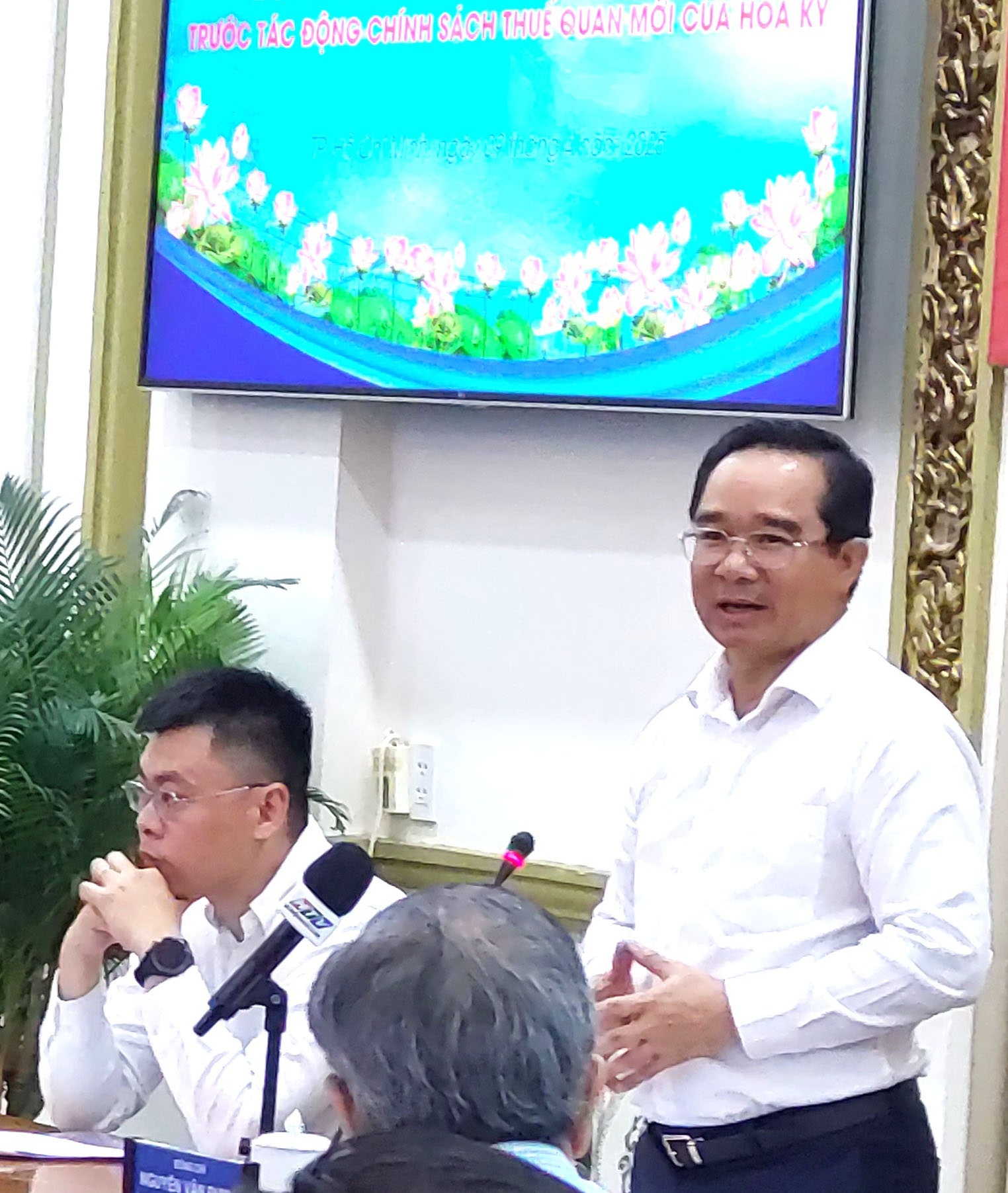 Ông Nguyên Văn Được chủ trì Hội thảo khoa học