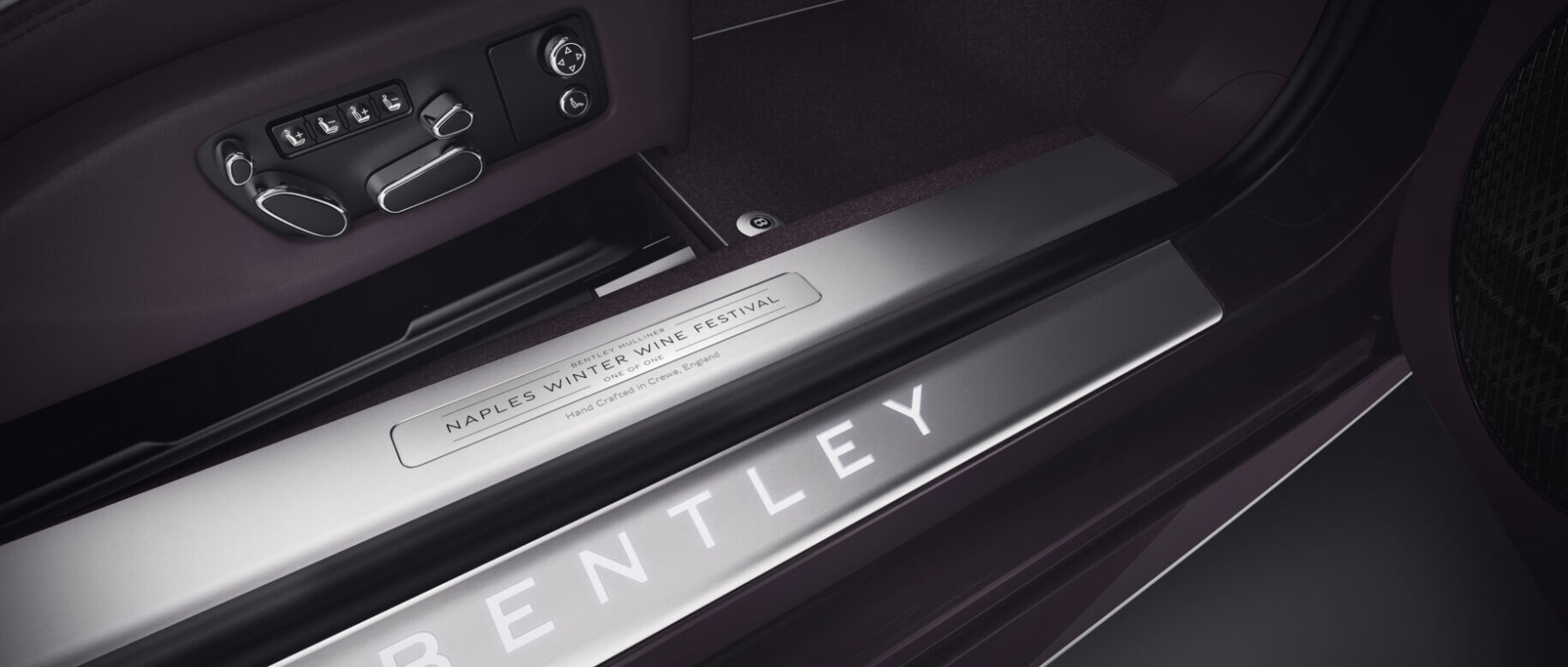 Bentley Continental GTC Speed hàng thửa có giá tới 1,7 triệu USD