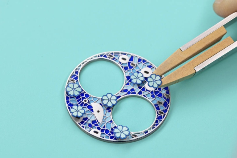 Tiffany ra mắt đồng hồ đính 771 viên kim cương, giới hạn 10 chiếc