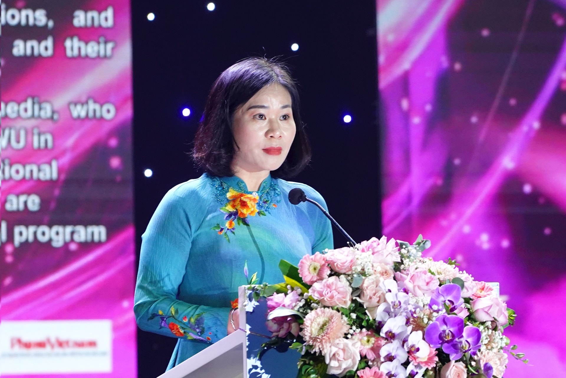 Đặc sắc chương trình áo dài nghệ thuật “Hương sắc Việt Nam” Đặc sắc chương trình áo dài nghệ thuật “Hương sắc Việt Nam”