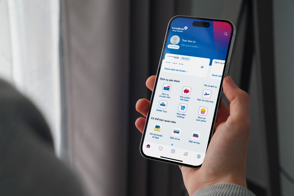 VietinBank iPay Mobile tích hợp hàng loạt tiện ích số: VNPAY Taxi, VnShop, Đặt vé xem phim… trên ứng dụng.