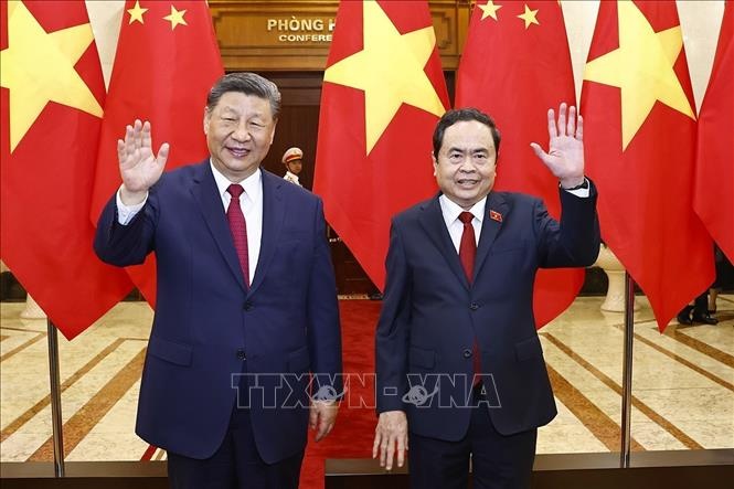 Chủ tịch Quốc hội Trần Thanh Mẫn và Tổng Bí thư, Chủ tịch nước Trung Quốc Tập Cận Bình - Ảnh: TTXVN Chủ tịch Quốc hội Trần Thanh Mẫn và Tổng Bí thư, Chủ tịch nước Trung Quốc Tập Cận Bình - Ảnh: TTXVN