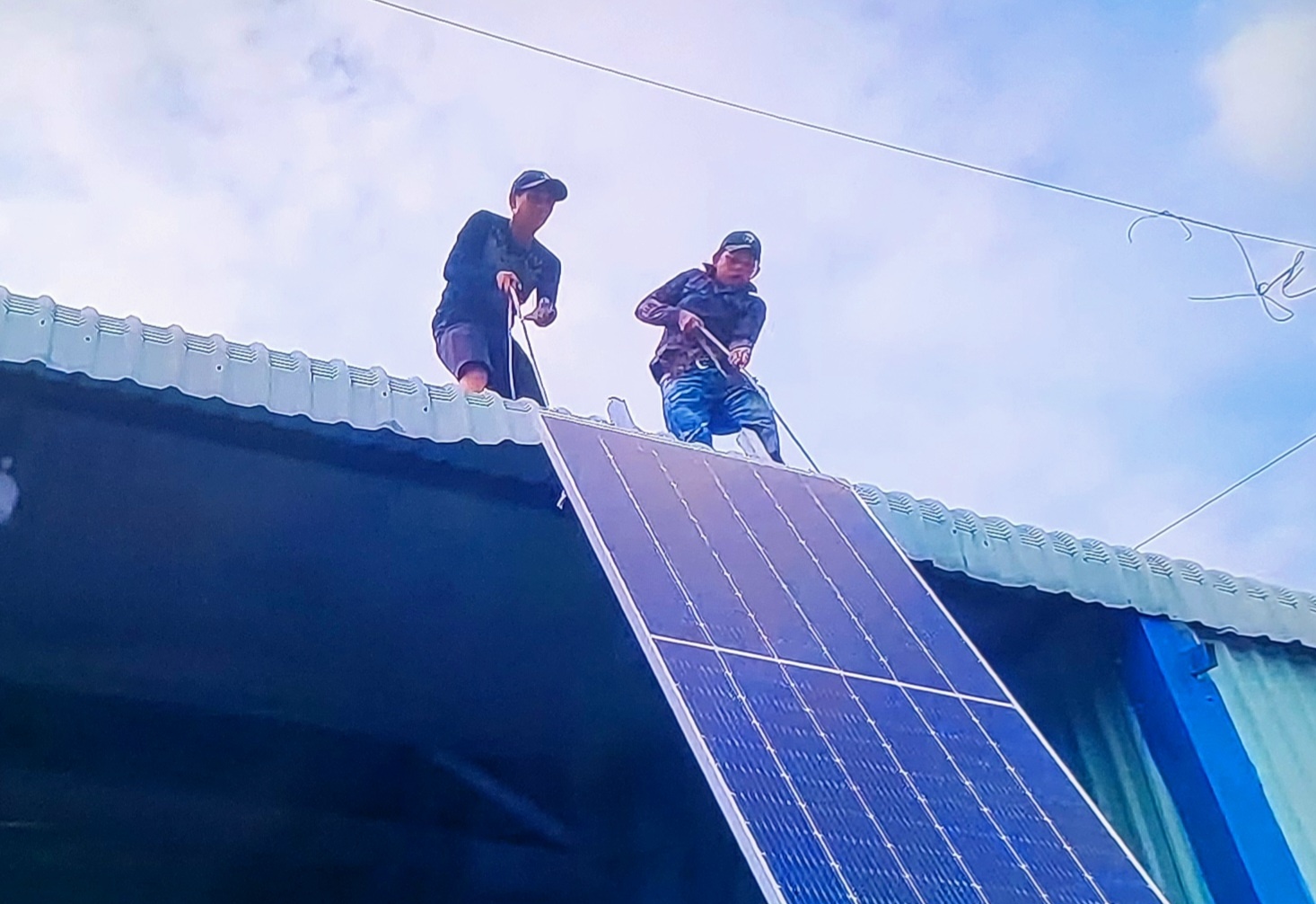 Việc lắp đặt hệ thống cũng rất đơn giản Việc lắp đặt hệ thống cũng rất đơn giản