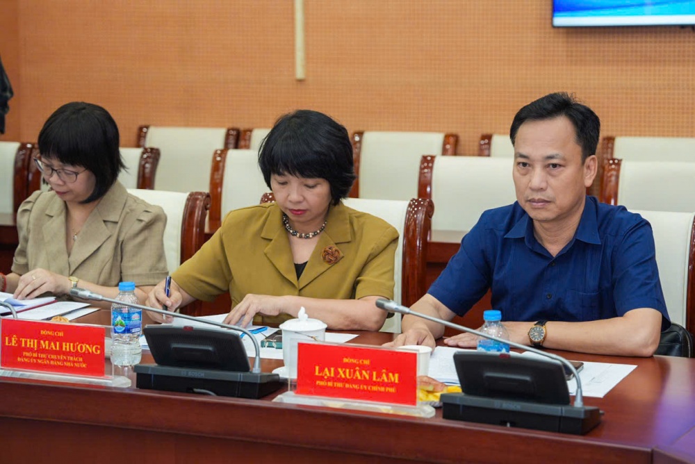 Phát huy vai trò thanh niên Chính phủ để góp phần thực hiện mục tiêu tăng trưởng 8%