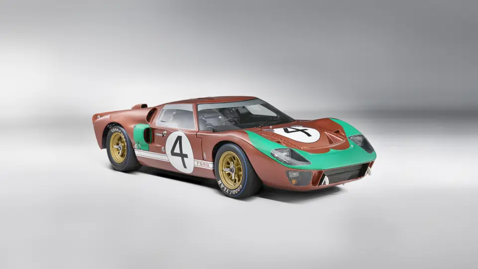 Ford GT40 Mk II 1966: “Tượng đài” đua xe được đấu giá hơn 13 triệu USD Ford GT40 Mk II 1966: “Tượng đài” đua xe được đấu giá hơn 13 triệu USD