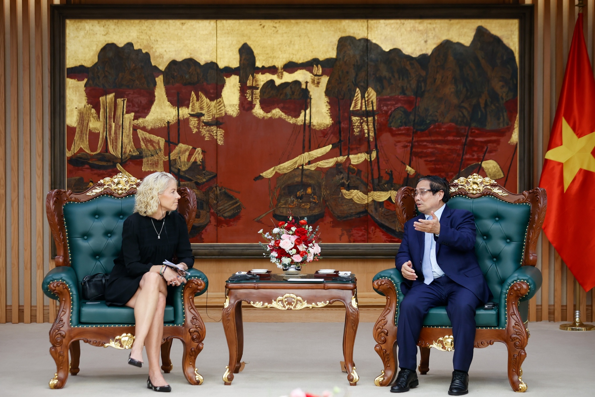 Thủ tướng hoan nghênh SYRE dự kiến đầu tư tổ hợp tái chế vải polyester theo hướng sản xuất xanh, sạch, tận dụng phế liệu liên quan dệt may, góp phần cải thiện môi trường - Ảnh: VGP/Nhật Bắc