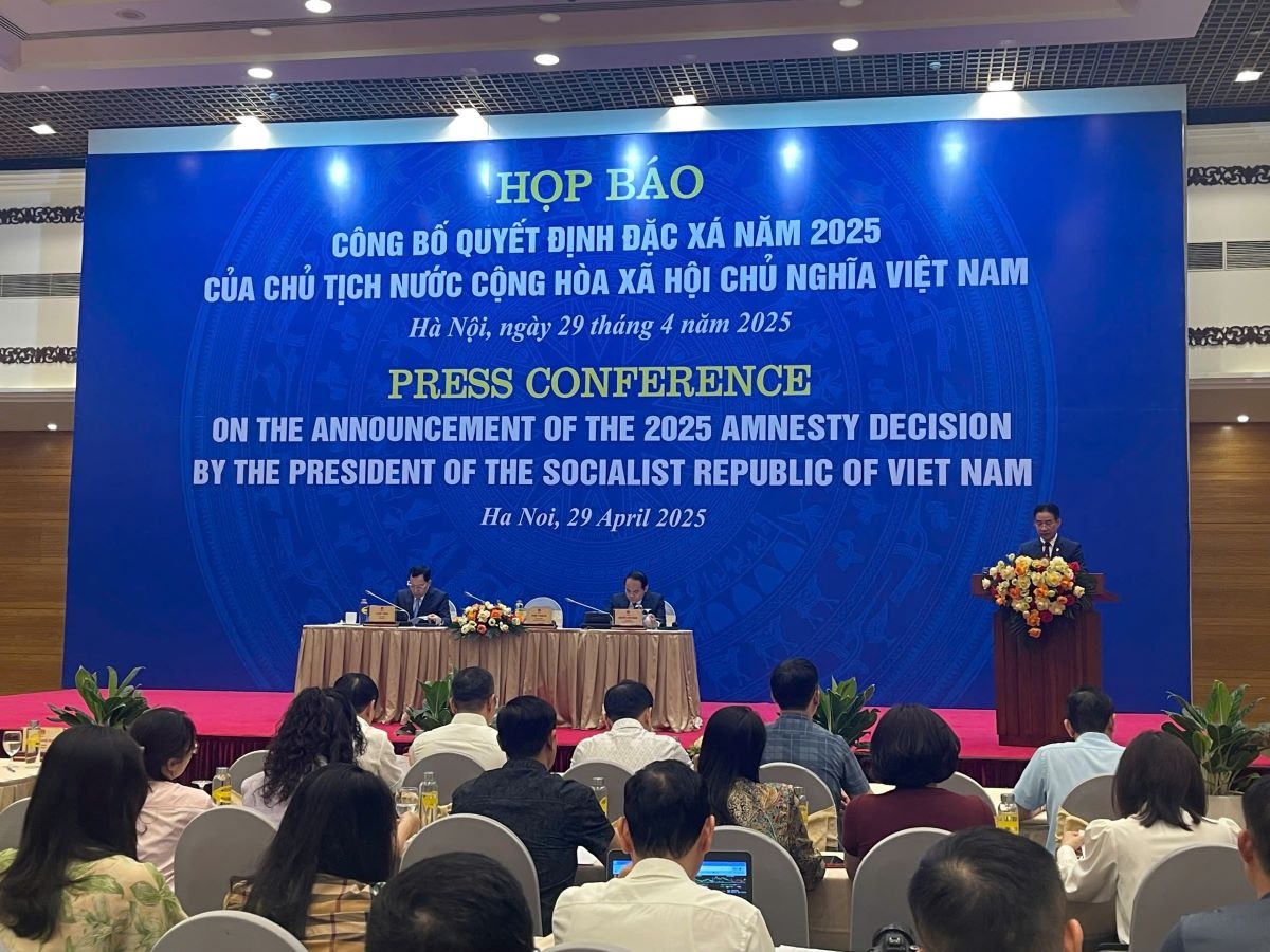  Ông Phạm Thanh Hà- Phó chủ nhiệm Văn phòng Chủ tịch nước phát biểu tại họp báo