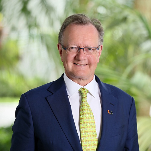 “Phù thủy thương hiệu” thế giới, Giáo sư John Quelch sẽ có mặt tại Diễn đàn do Thời báo Ngân hàng tổ chức