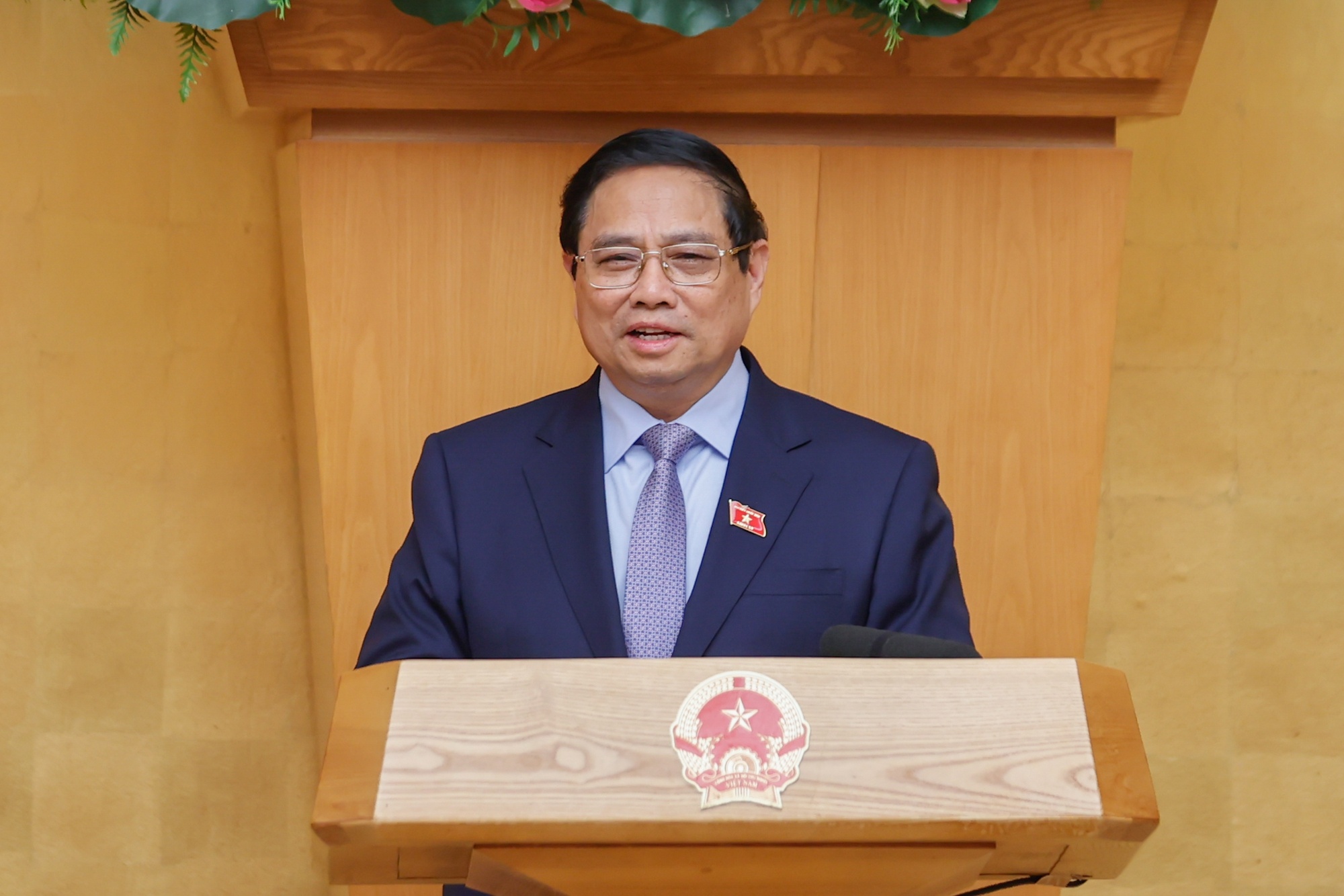 Thủ tướng chỉ rõ 15 nhóm nhiệm vụ, giải pháp trọng tâm - Ảnh: VGP/Nhật Bắc