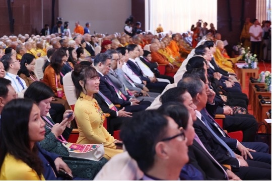 Tỷ phú Nguyễn Thị Phương Thảo tại Vesak 2025: Doanh nhân hiện đại và tinh thần Phật giáo trong thời đại mới