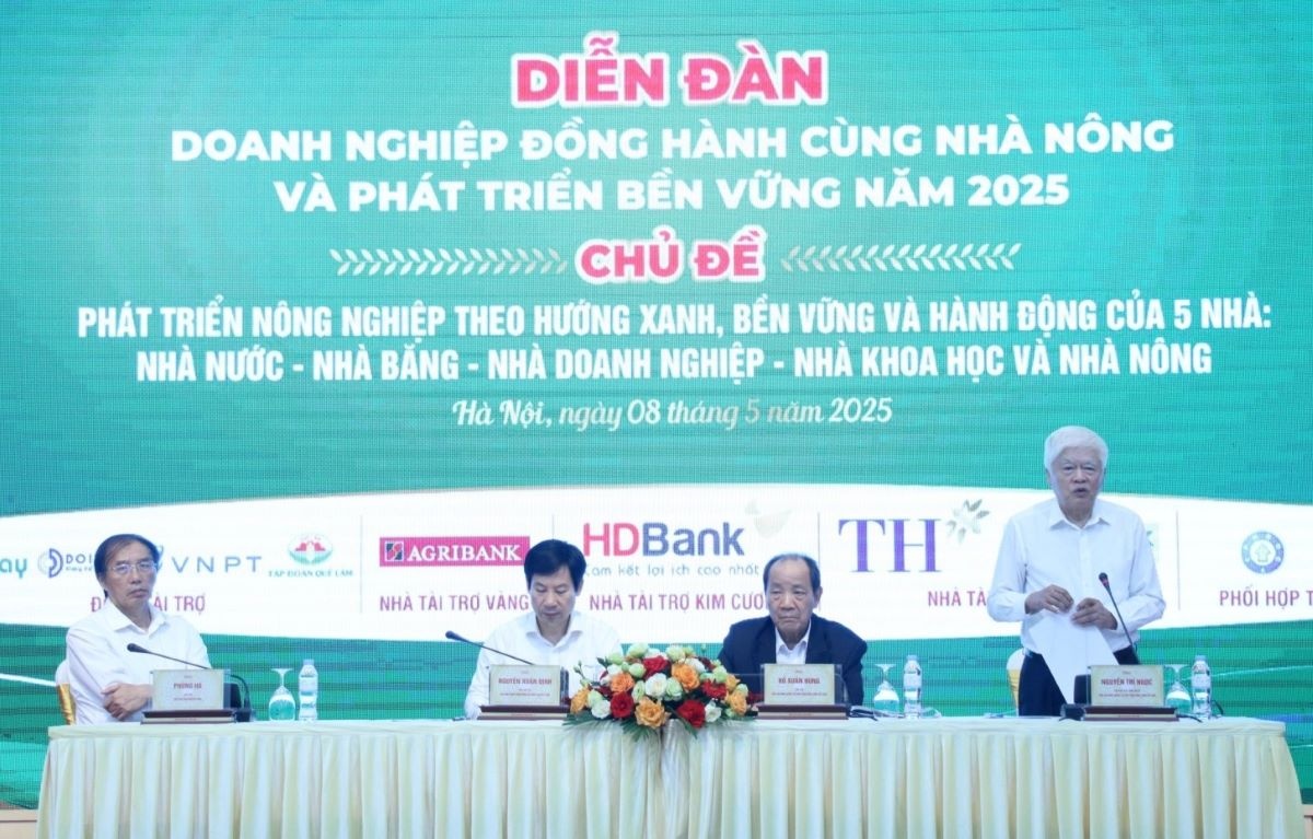 Quang cảnh diễn đàn