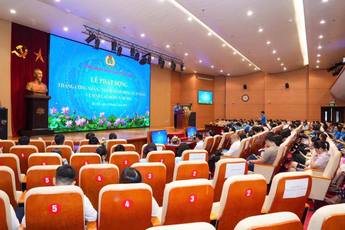 Tổng kết Cuộc thi trực tuyến “Công nhân, viên chức, lao động ngành Ngân hàng tìm hiểu về công tác An toàn, vệ sinh lao động” năm 2025 Tổng kết Cuộc thi trực tuyến “Công nhân, viên chức, lao động ngành Ngân hàng tìm hiểu về công tác An toàn, vệ sinh lao động” năm 2025