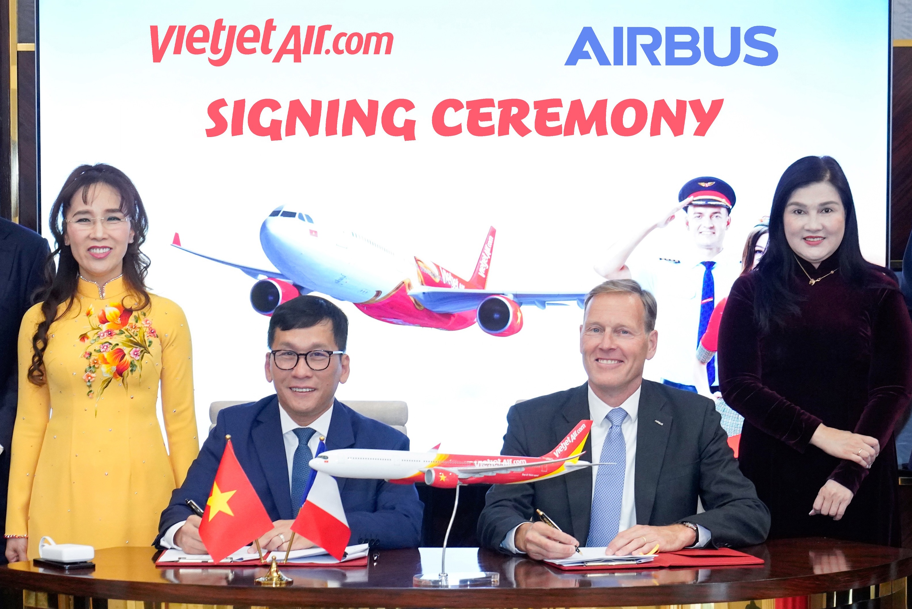 Hợp đồng mới giữa Vietjet và Airbus tăng gấp đôi đơn đặt hàng chốt cho dòng tàu A330neo lên 40 máy bay Hợp đồng mới giữa Vietjet và Airbus tăng gấp đôi đơn đặt hàng chốt cho dòng tàu A330neo lên 40 máy bay