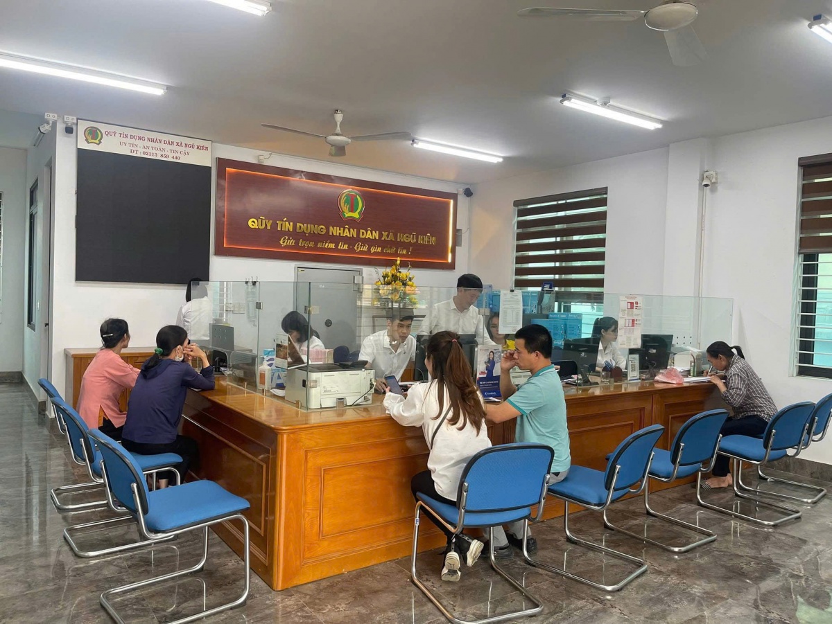 Thông báo về việc công bố nội dung sửa đổi Giấy phép hoạt động của Quỹ tín dụng nhân dân xã Ngũ Kiên