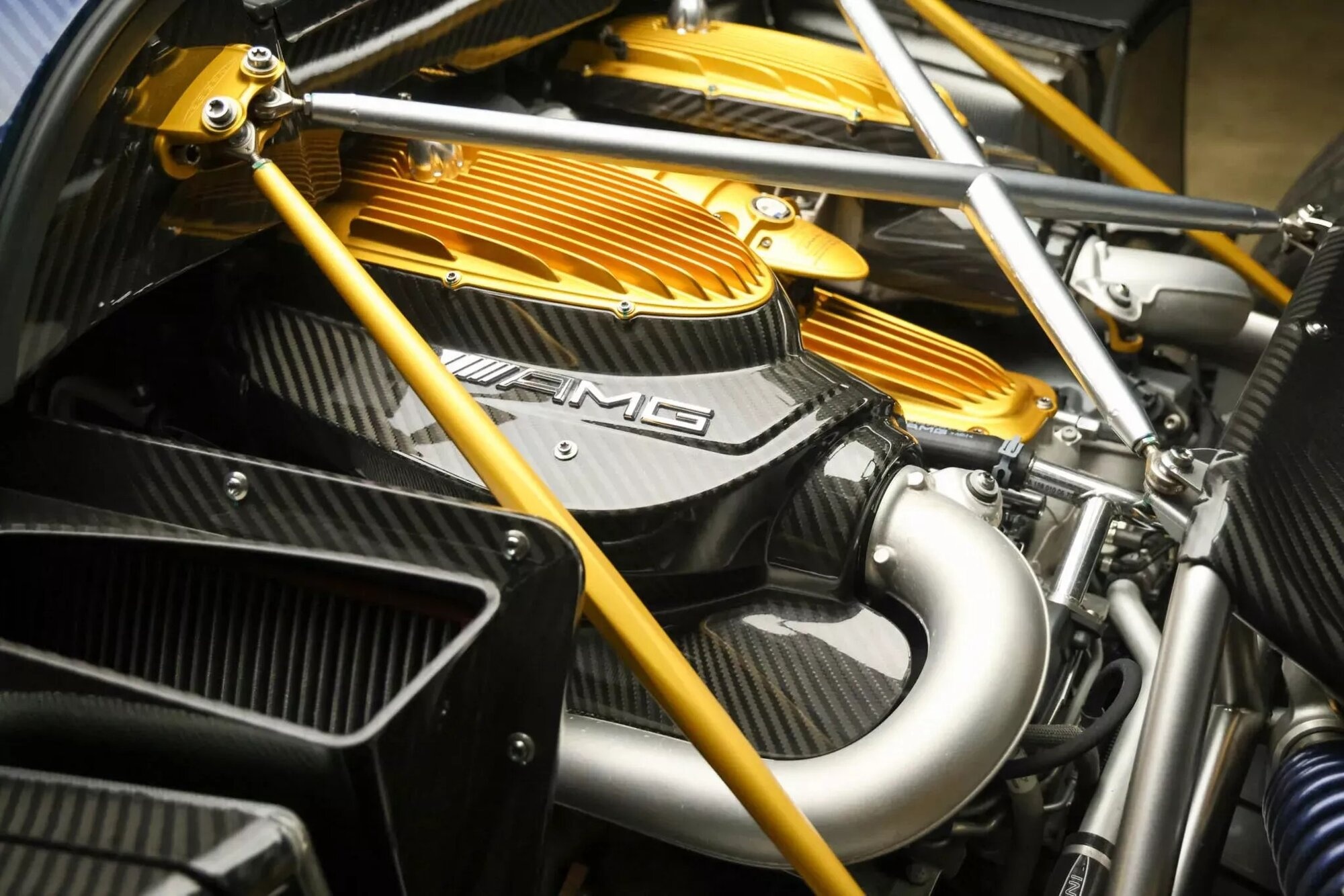 Khám phá Pagani Huayra Oceano Pacifico - siêu phẩm xanh Thái Bình Dương